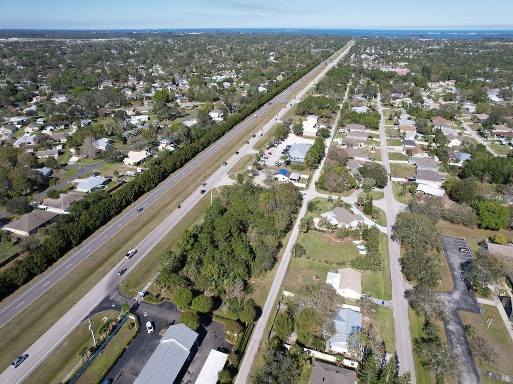 907 Sebastian Boulevard, Sebastian, FL 32958 Photo