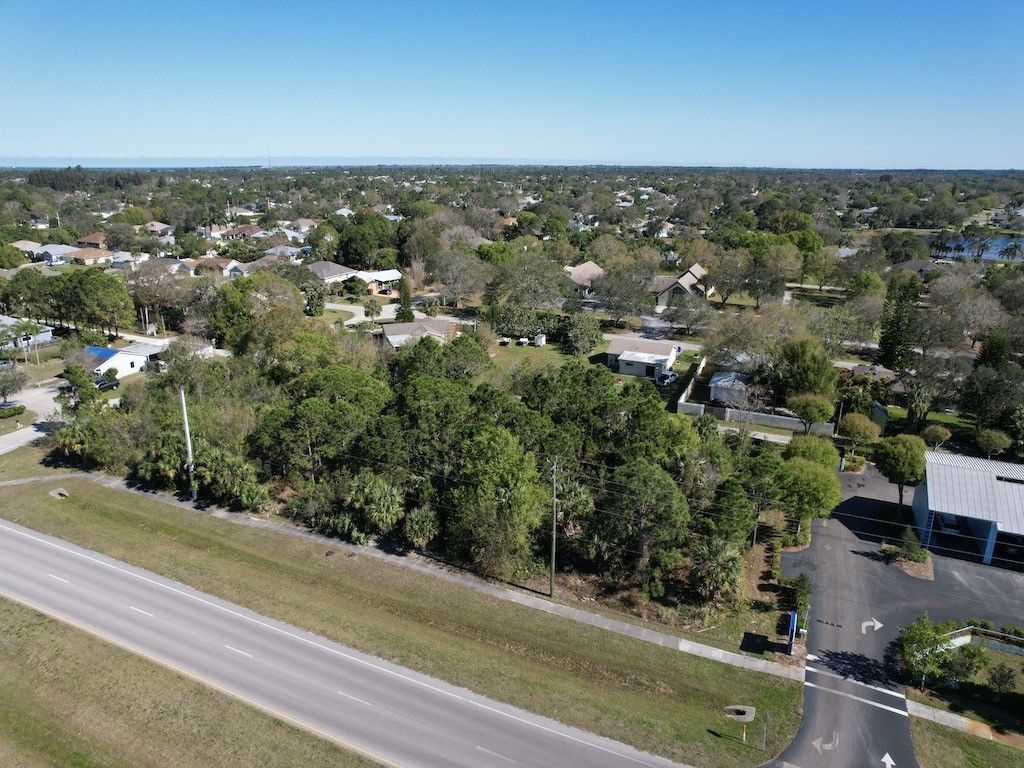 907 Sebastian Boulevard, Sebastian, FL 32958 Photo