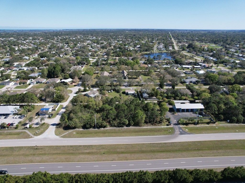 907 Sebastian Boulevard, Sebastian, FL 32958 Photo