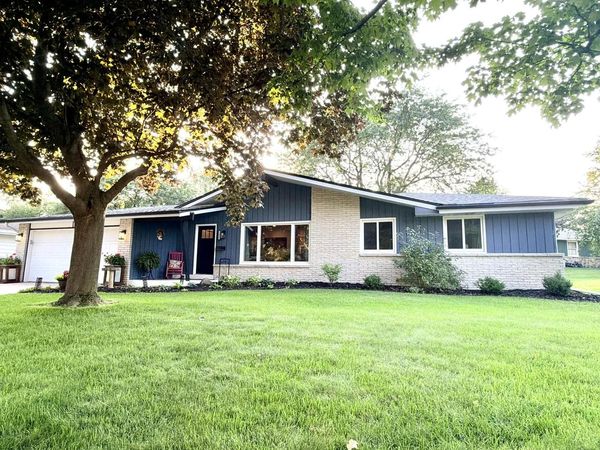 5938 Sugarbush LANE, Greendale, WI 53129