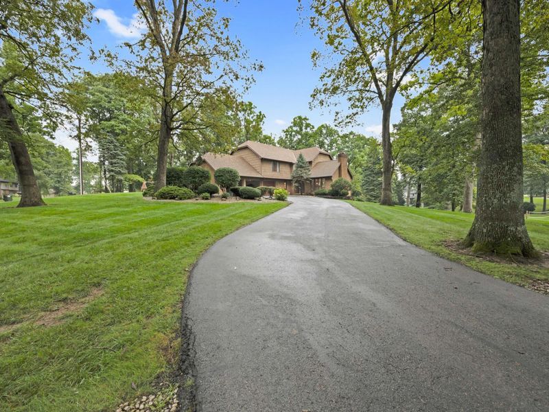 100 Tanglewood Drive, West Liberty, OH 43357 Photo 4