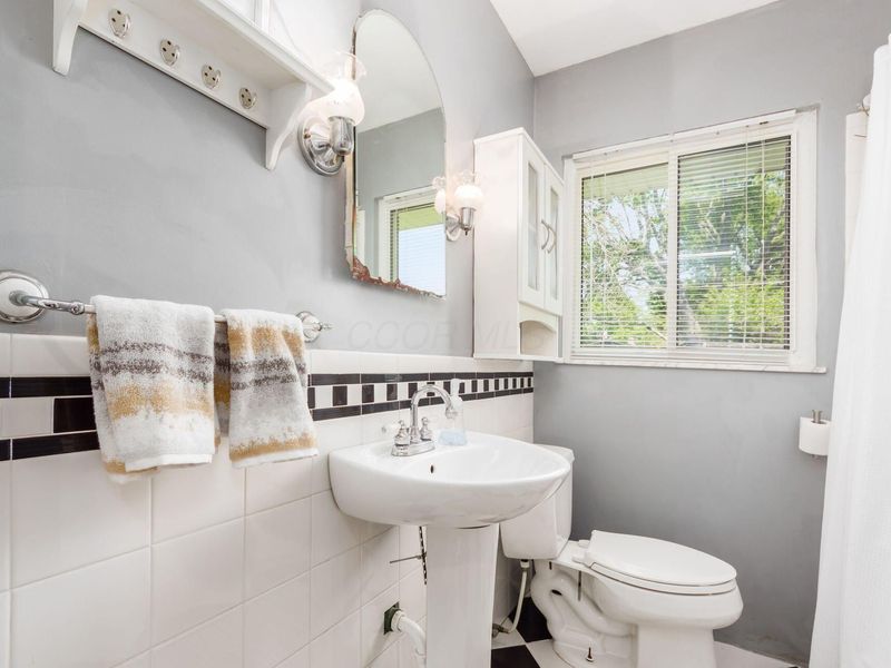 2022 Milden Road , Columbus, OH 43221 Photo 12