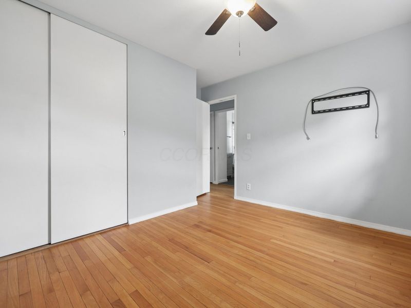 718 Meadow Drive, Newark, OH 43055 Photo 14