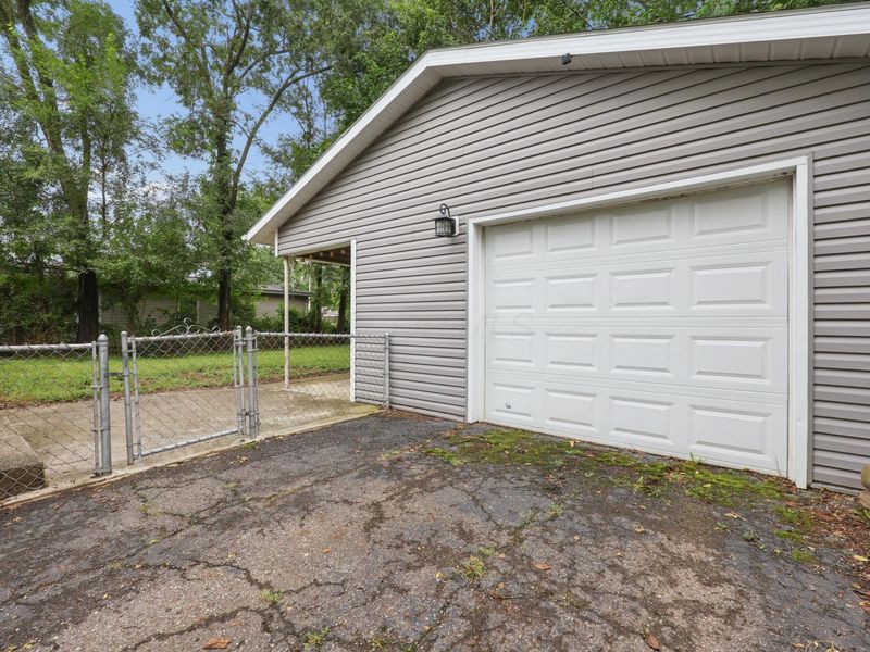 718 Meadow Drive, Newark, OH 43055 Photo 23