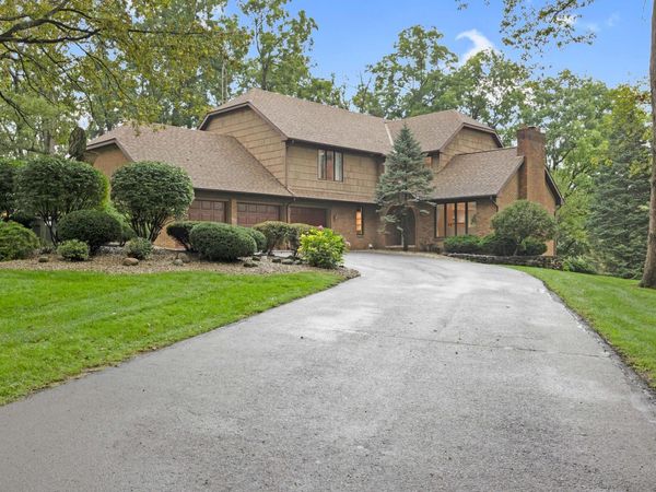 100 Tanglewood Drive , West Liberty, OH 43357