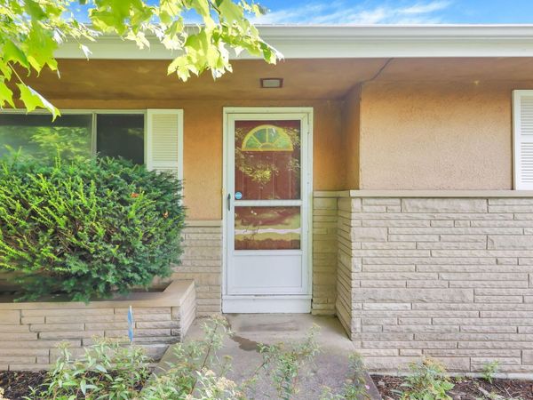 82 N Belmar Drive, Reynoldsburg, OH 43068