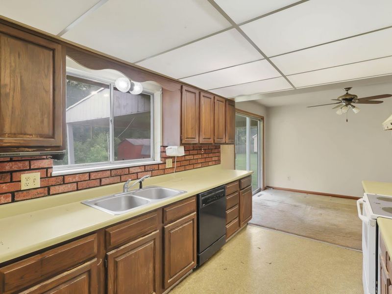 82 N Belmar Drive , Reynoldsburg, OH 43068 Photo 15