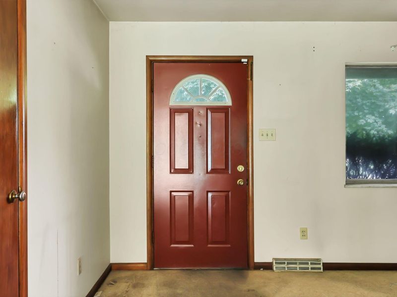 82 N Belmar Drive , Reynoldsburg, OH 43068 Photo 5