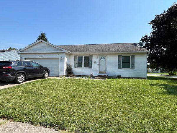 2042 Westbranch Road, Grove City, OH 43123