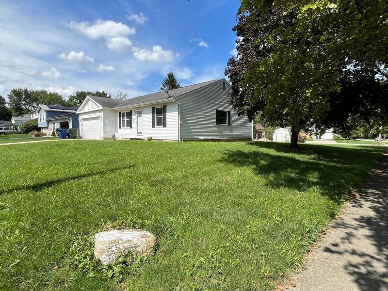 2042 Westbranch Road, Grove City, OH 43123 Photo 3