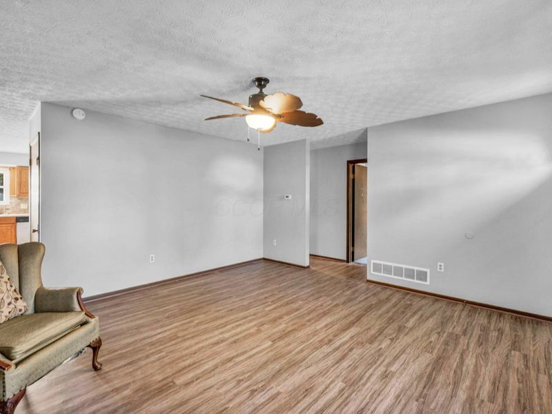 2042 Westbranch Road, Grove City, OH 43123 Photo 4