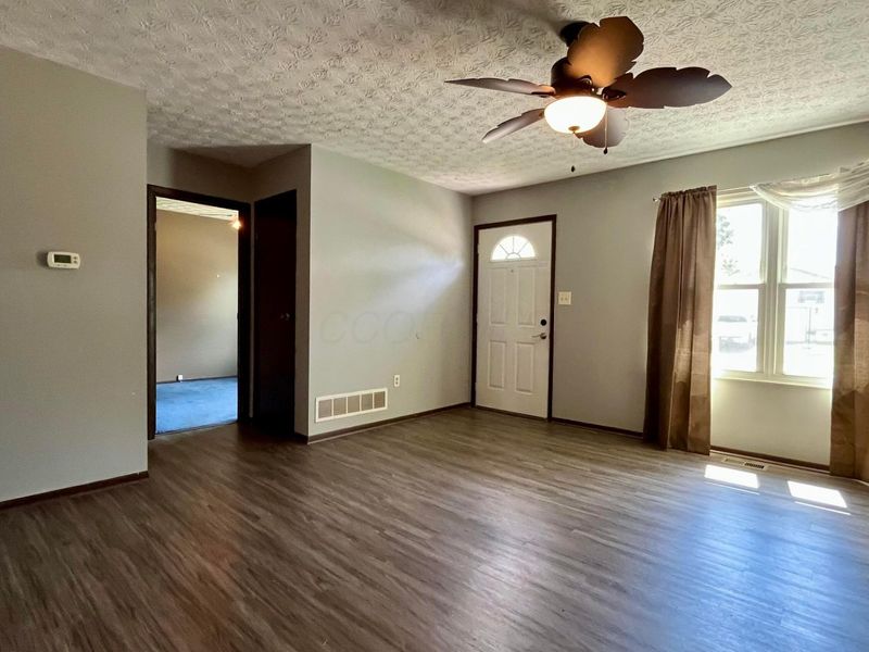 2042 Westbranch Road, Grove City, OH 43123 Photo 6