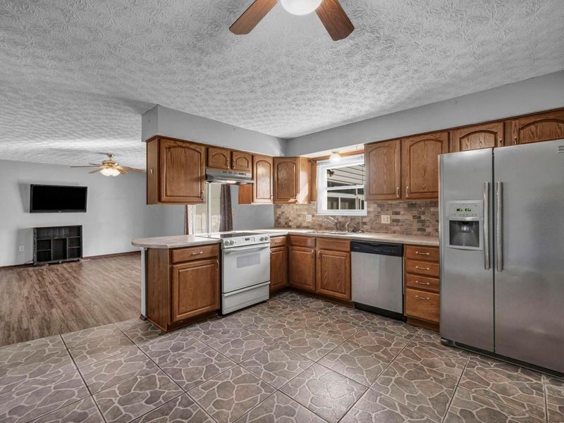 2042 Westbranch Road, Grove City, OH 43123 Photo 8