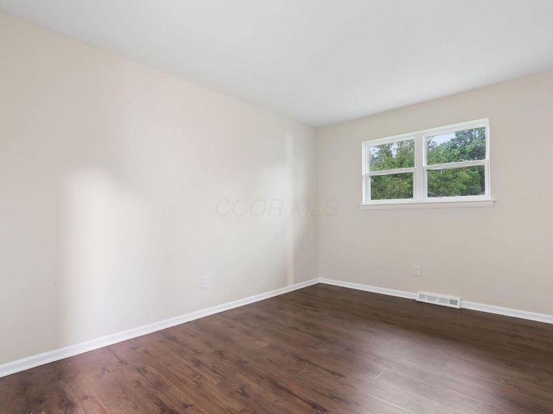 5385 Sherry Court , Columbus, OH 43232 Photo 16