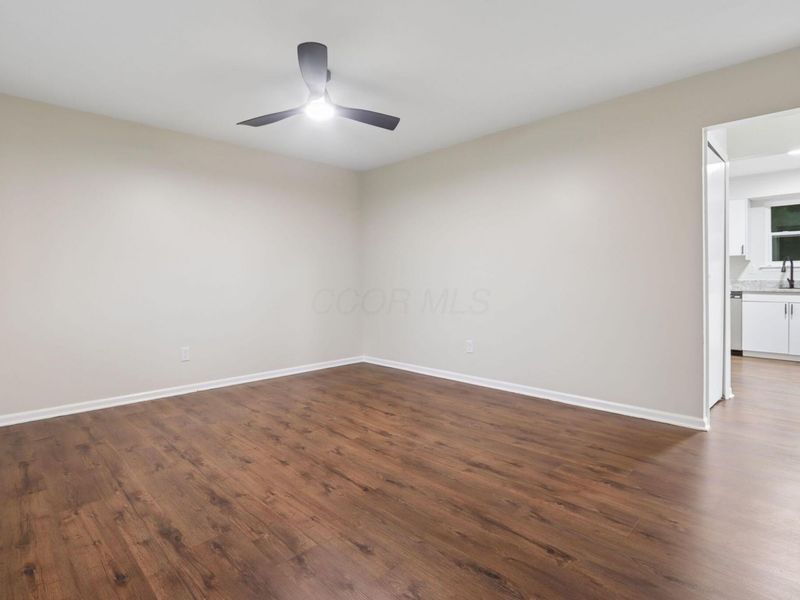 5385 Sherry Court , Columbus, OH 43232 Photo 7