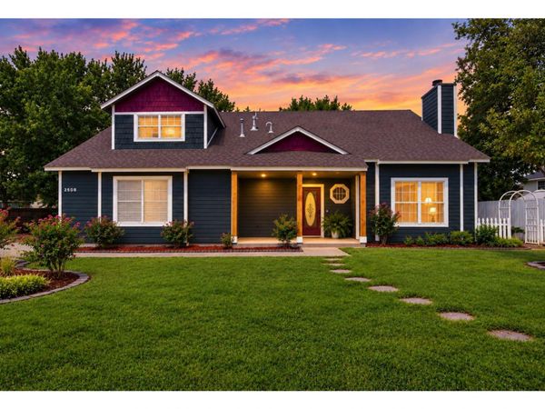 2508 W Roanoke Street, Broken Arrow, OK 74011