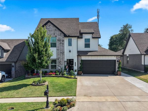2429 W Charleston Street , Broken Arrow, OK 74011