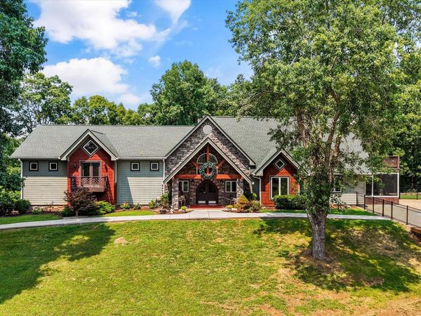 1212 Oglesby Rd, Knoxville, TN 37914