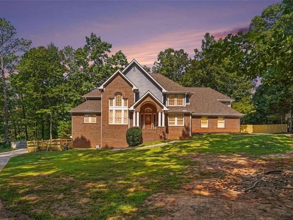2453 SE Lost Valley Trail, Conyers, GA 30094