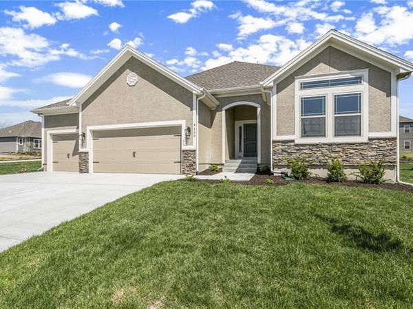 3315 NW 93rd Street, Kansas City, MO 64154