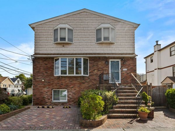 498 Cedarhurst Avenue , Cedarhurst, NY 11516