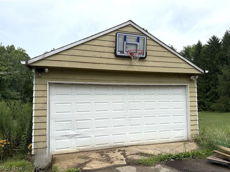 10990 Mayfield Road, Chardon, OH 44024 Photo 18