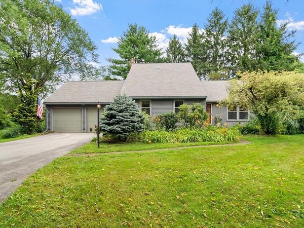26 Searle, Georgetown, MA 01833