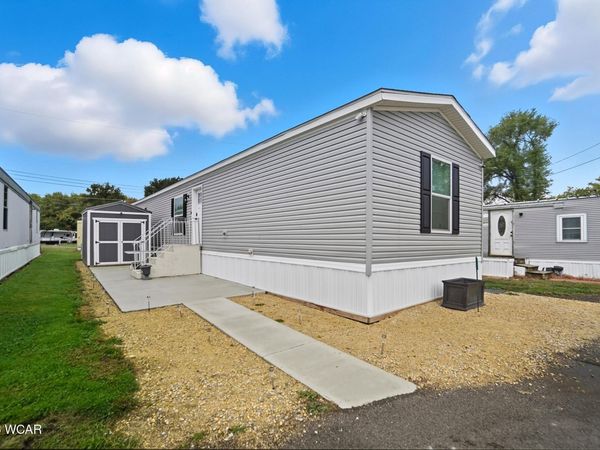 1643 W Breese Road, Lima, OH 45804
