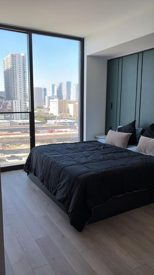 20 NE 11 St, Unit 1204, Miami, FL 33132 Photo