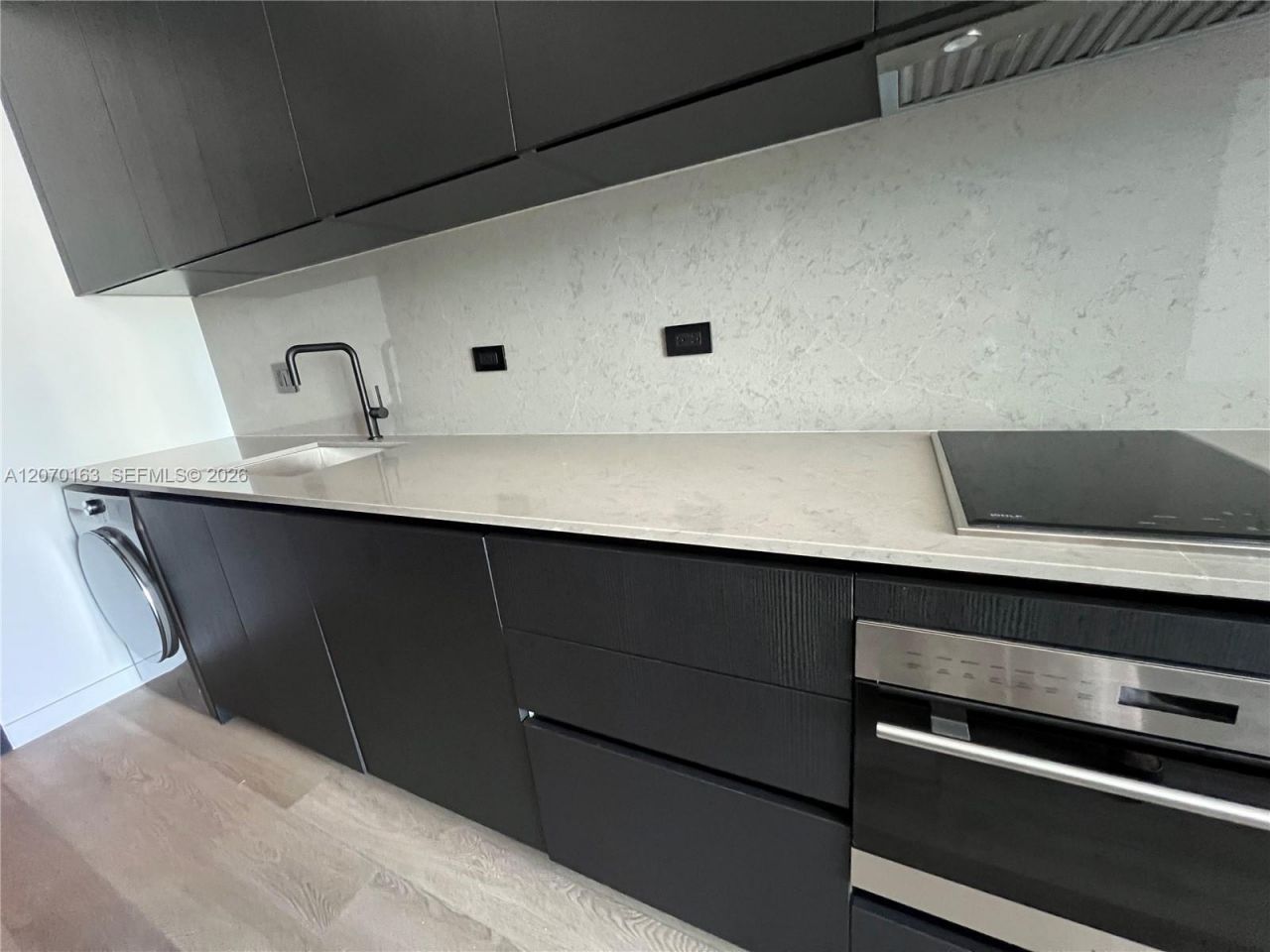 20 NE 11 St, Unit 1204, Miami, FL 33132 Photo