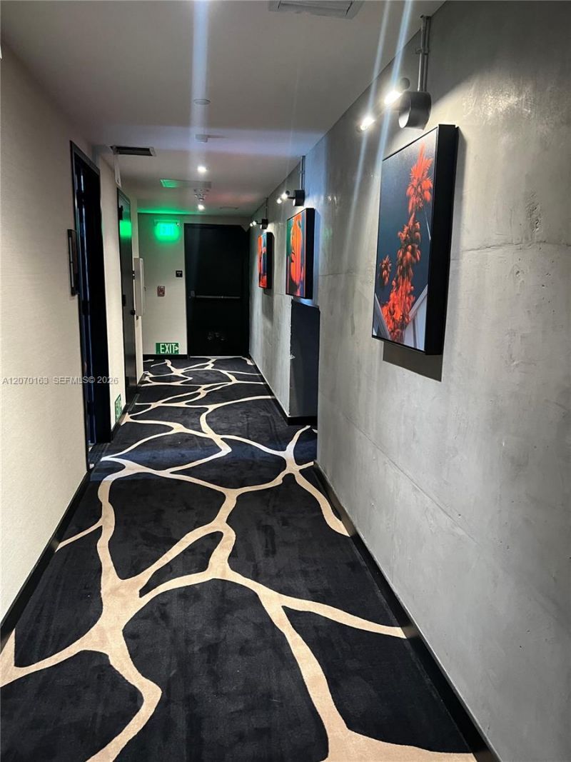 20 NE 11 St, Unit 1204, Miami, FL 33132 Photo