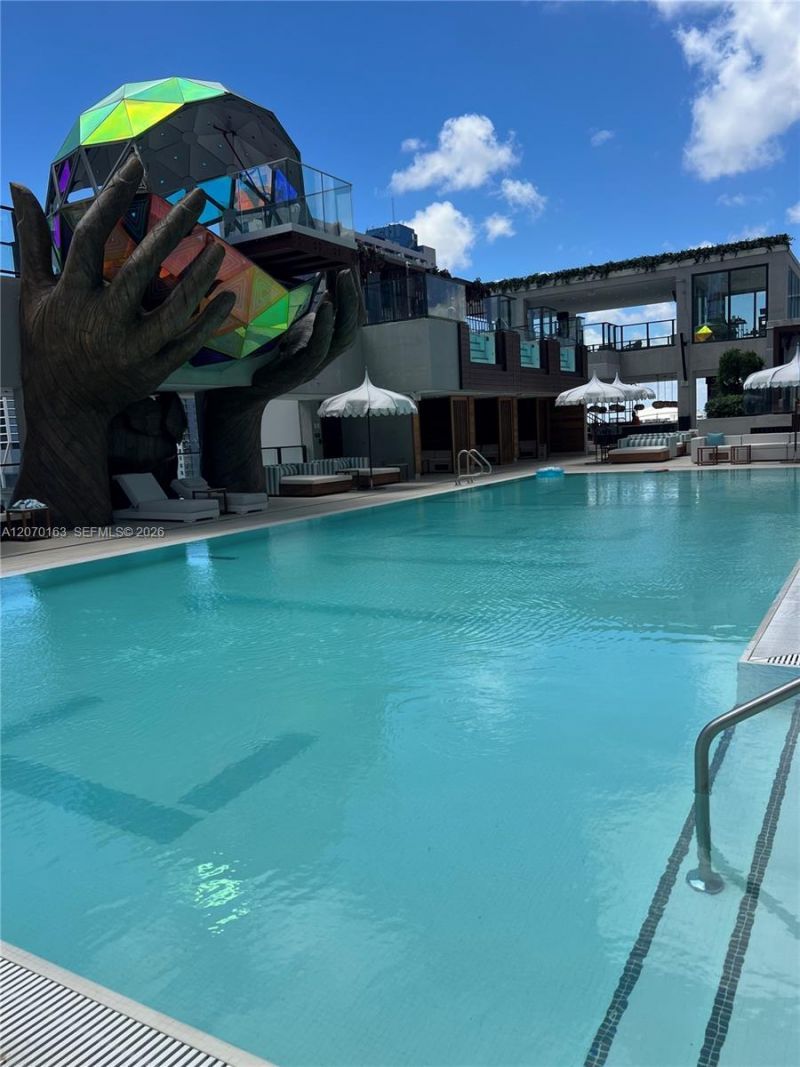 20 NE 11 St, Unit 1204, Miami, FL 33132 Photo