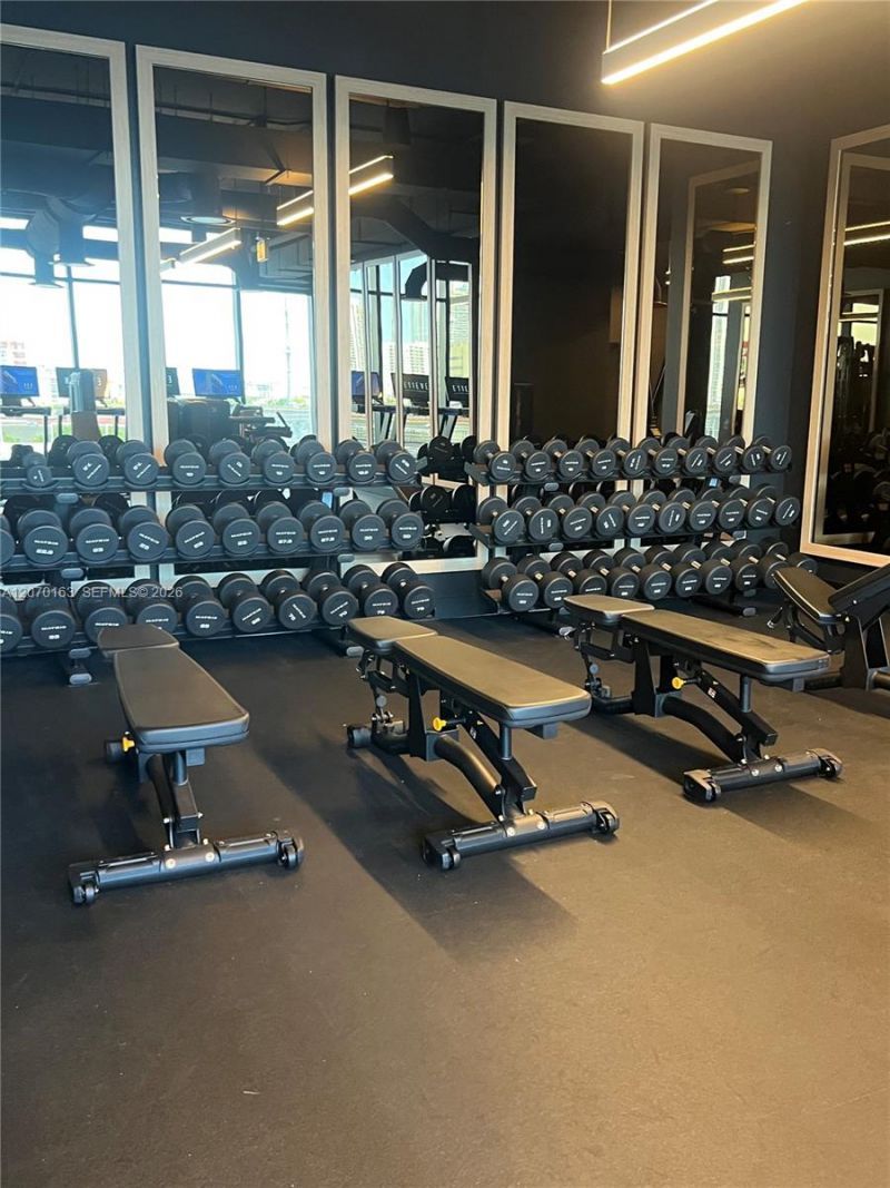 20 NE 11 St, Unit 1204, Miami, FL 33132 Photo