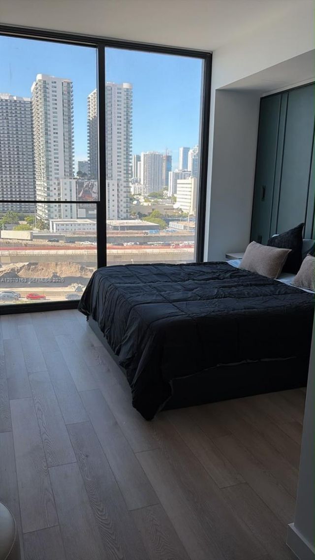20 NE 11 St, Unit 1204, Miami, FL 33132 Photo