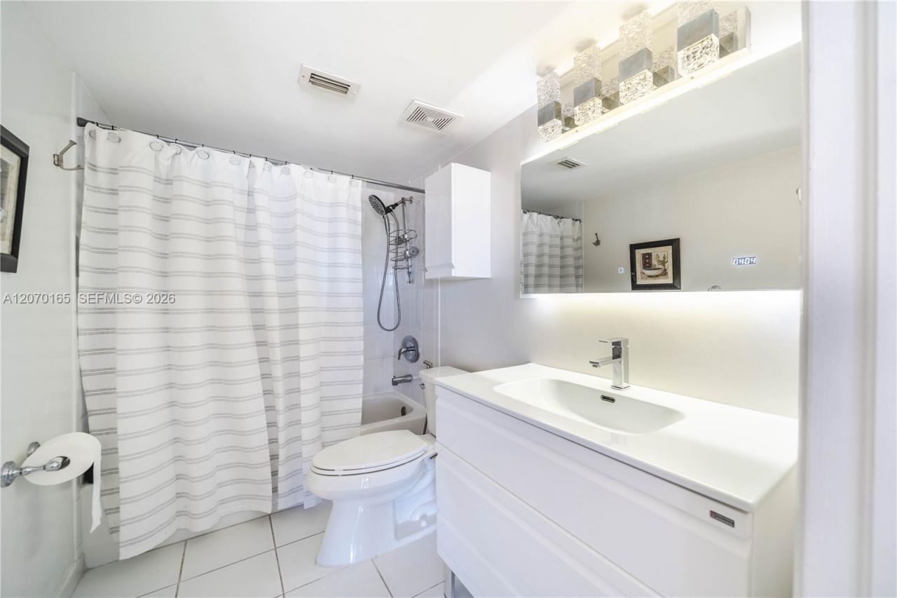 1650 Coral Way , Unit 507, Miami, FL 33145 Photo