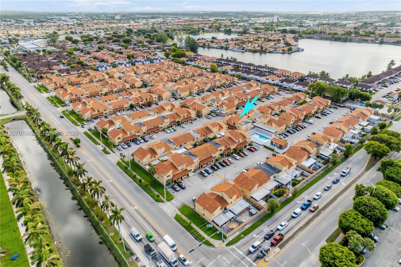 2765 W 61st Pl, Unit 103, Hialeah, FL 33016 Photo