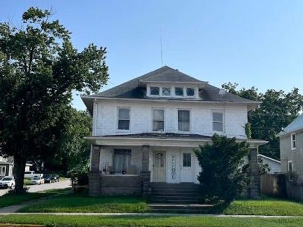628 1st Avenue , Silvis, IL 61282