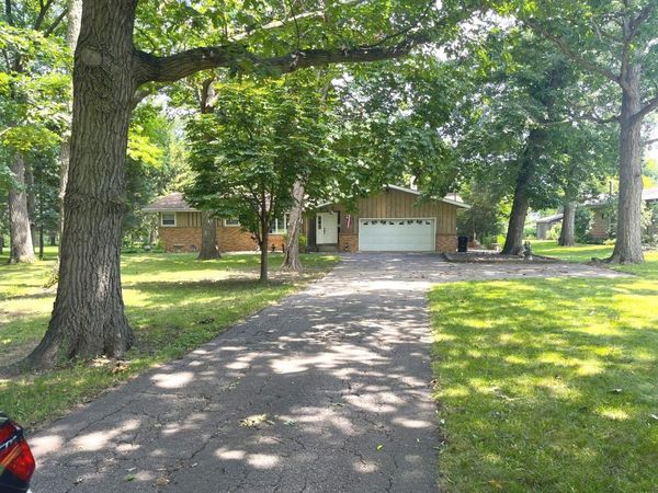 9823 256th Avenue , Salem, WI 53168