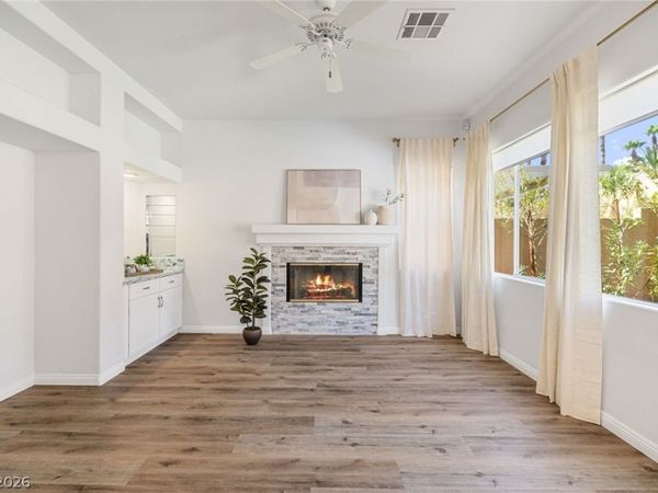 2021 Waterbury Lane, Las Vegas, NV 89134