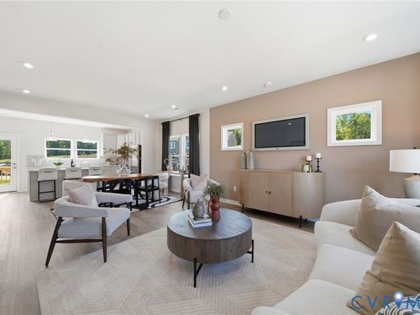 9807 Brookskirt Run, Glen Allen, VA 23059