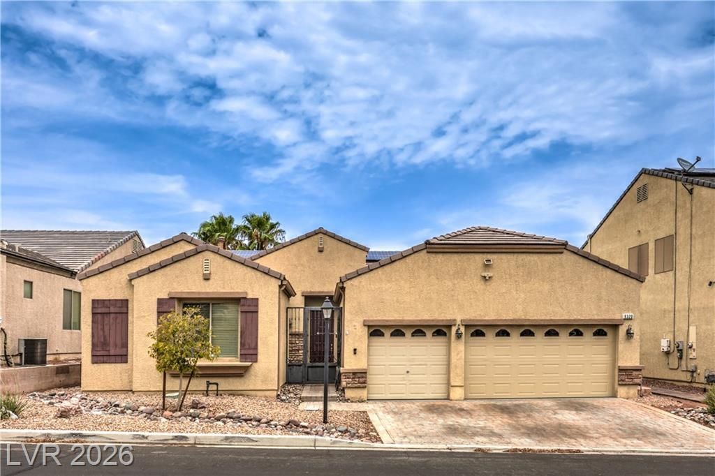 8320 Preppy Fox Avenue Las Vegas, NV 89131