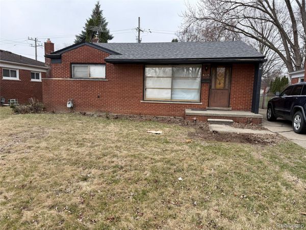 8225 Lochdale Street , Dearborn Heights, Mi 48127