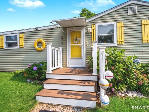 40 East, Madison, CT 06443