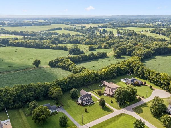 6421 Yeatman Ln , Columbia, TN 38401