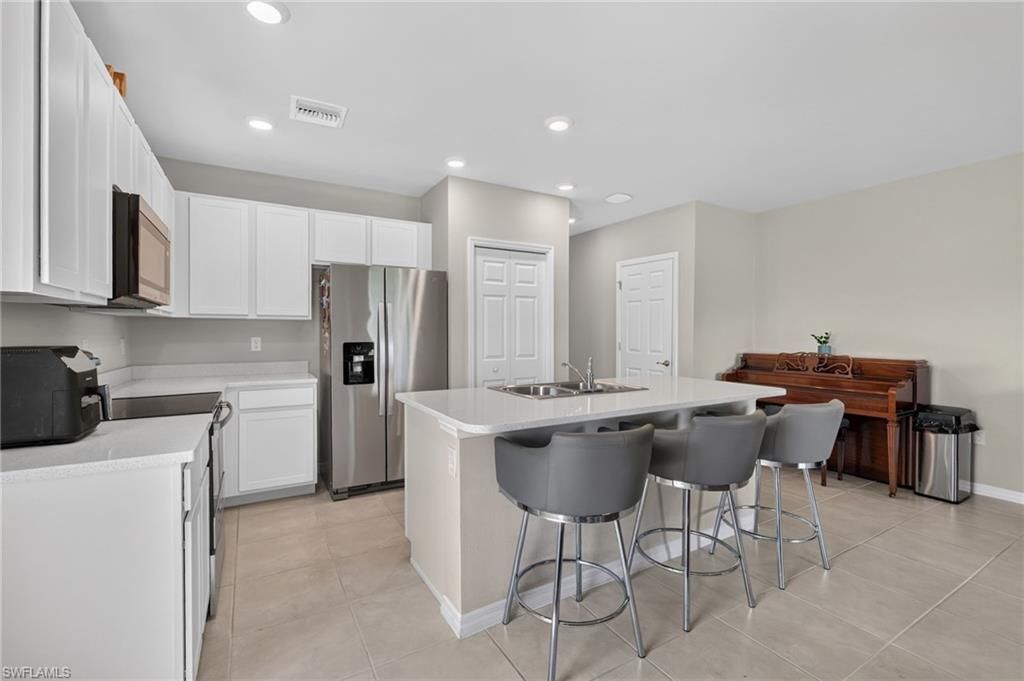 15364 Wildflower Cir, Naples, FL 34119 Photo