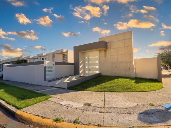 103 VILLA VENECIA, Unit R, Carolina, PR 00983