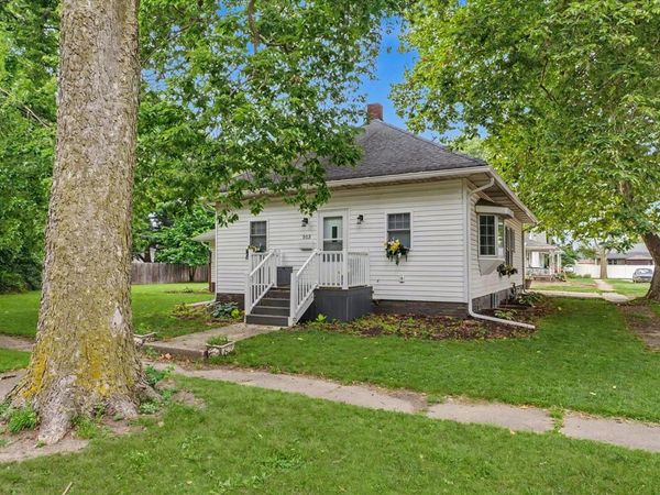 303 N Greely Street, Monticello, IL 61856