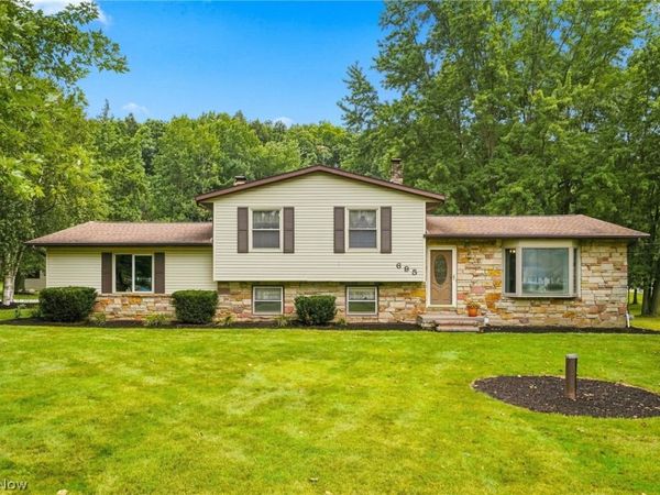 695 Old Forge Road , Kent, OH 44240