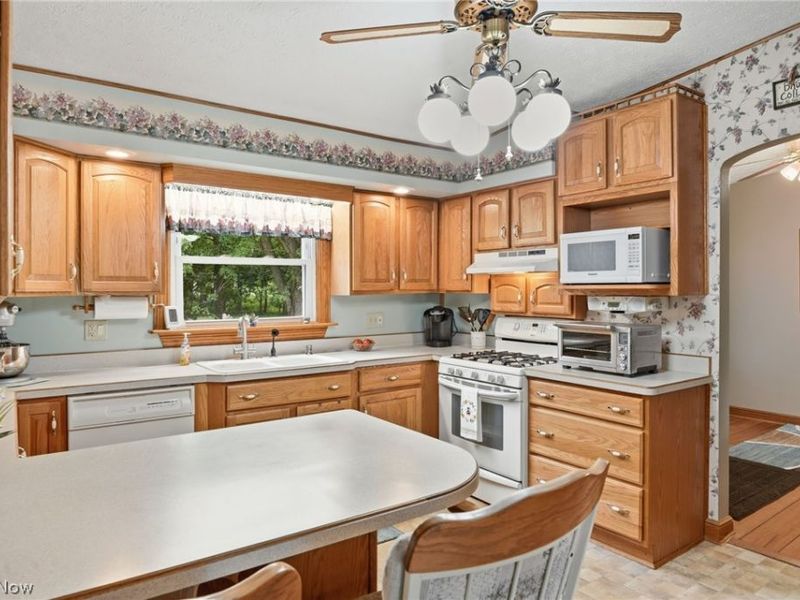 695 Old Forge Road, Kent, OH 44240 Photo 13