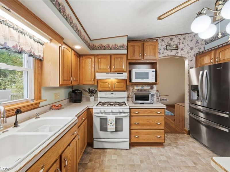 695 Old Forge Road, Kent, OH 44240 Photo 14